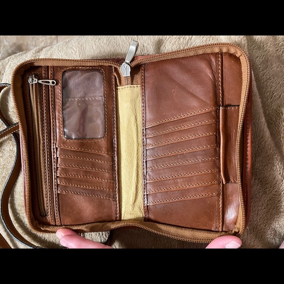Handmade Leather Crossbody Organizer Purse - Picture 6 of 7